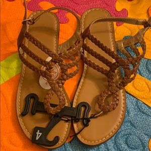 Girls sandals